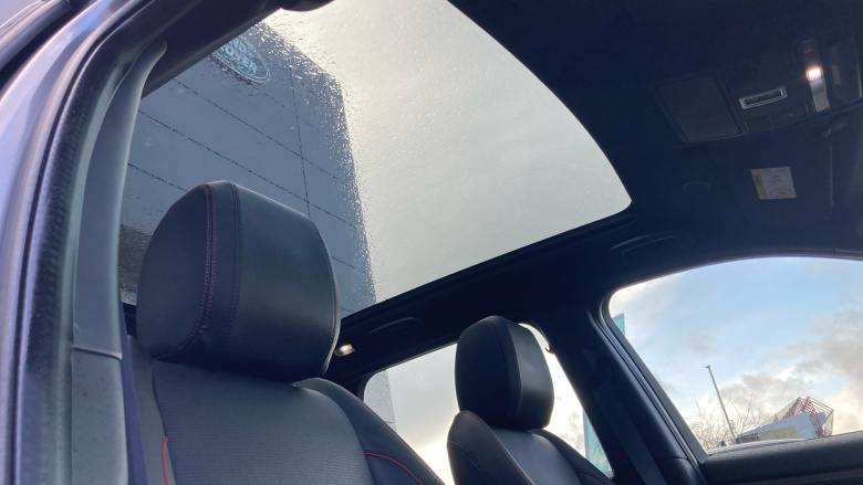 Land Rover Discovery Sport 1.5 P300e R-Dynamic SE 5dr Auto [5 Seat] Station Wagon